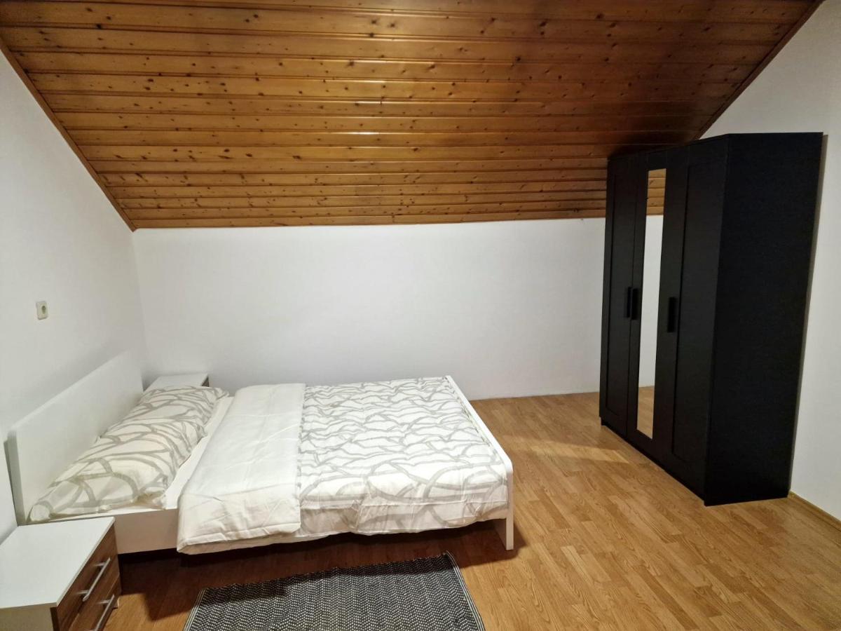 Kiki Privatne Sobe, Zagreb Airport Apartment Velika Gorica Luaran gambar